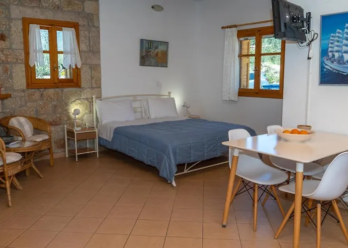 Trisilio Апартаменты Кардамили