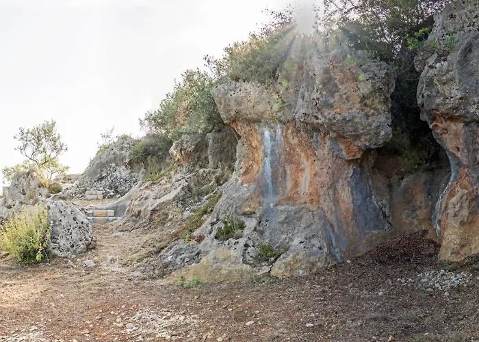 Trisilio Кардамили