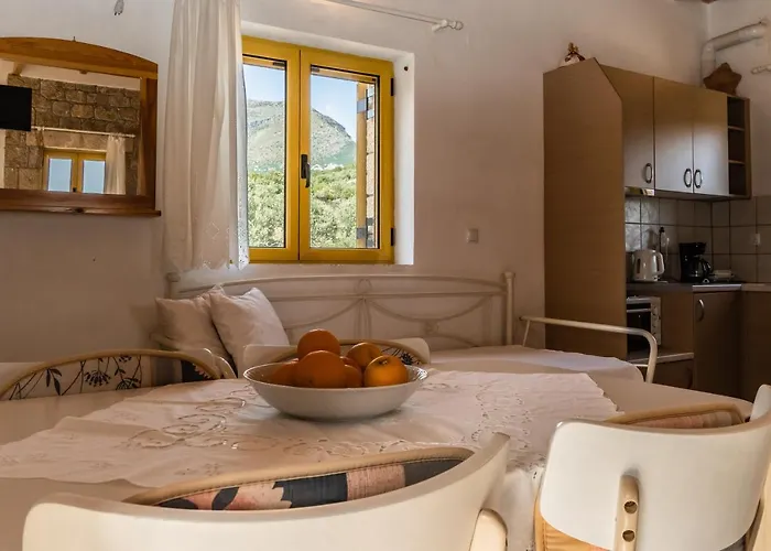 Trisilio Apartamento Kardamyli